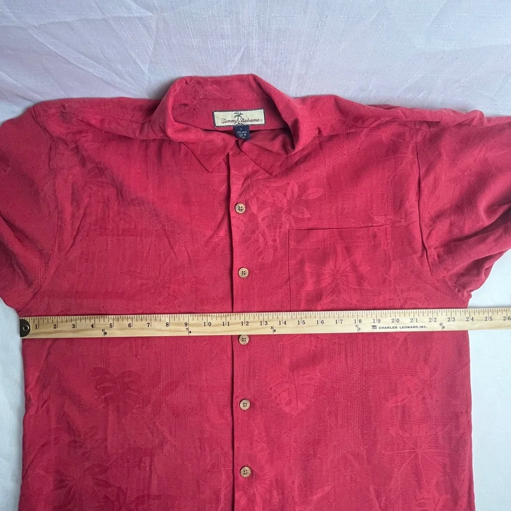 Tommy Bahama Camp Shirt Mens L Red 100% Silk‎ Tropical Jacquard Floral Button Up